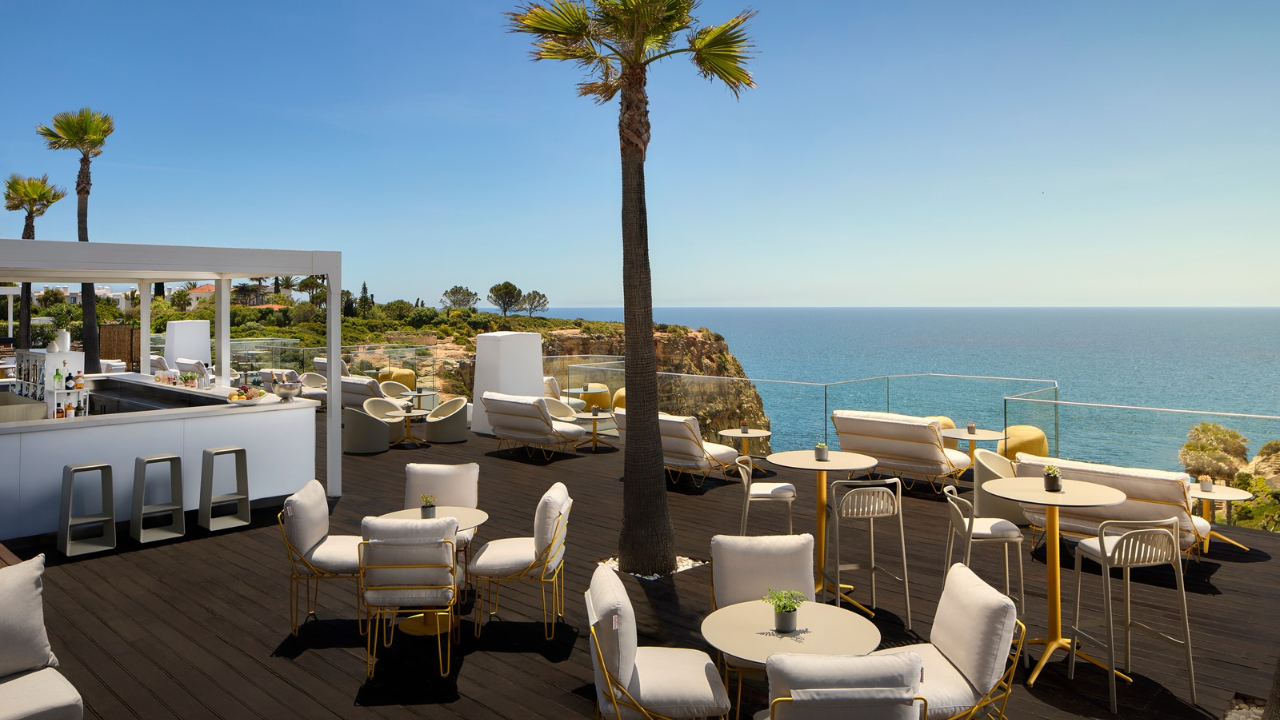 Tivoli_Carvoeiro_Algarve_Resort_Head_Banner_Image_Sky_Bar_Carvoeiro